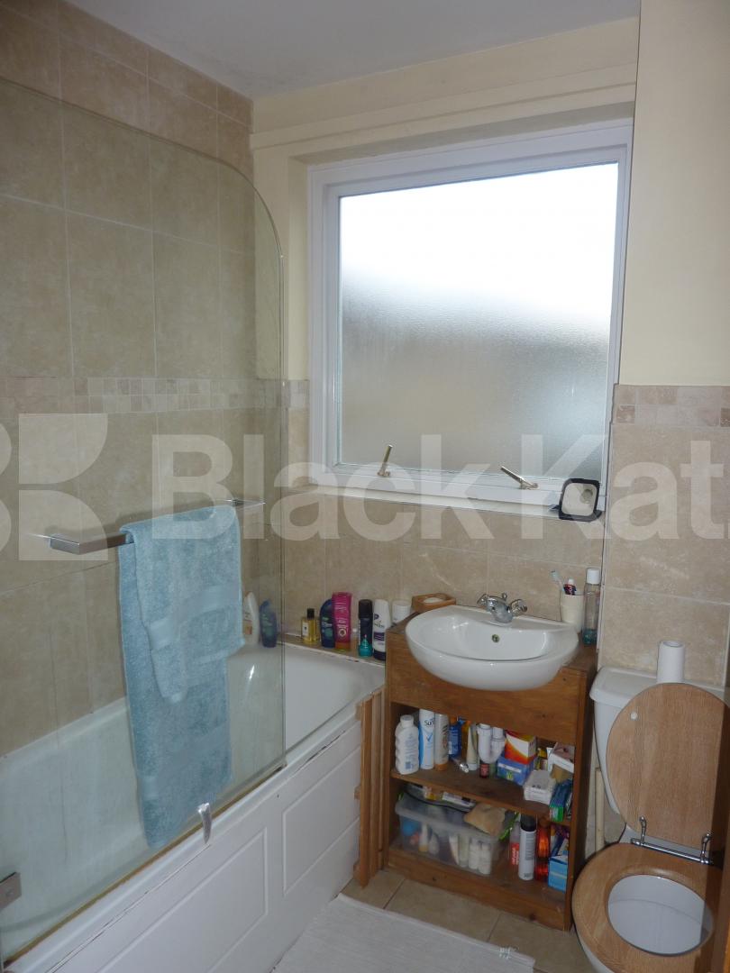 			FANTASTIC ONE BED TO LET IN CAMDEN!, 1 Bedroom, 1 bath, 1 reception Flat			 Jeffreys Street, CAMDEN